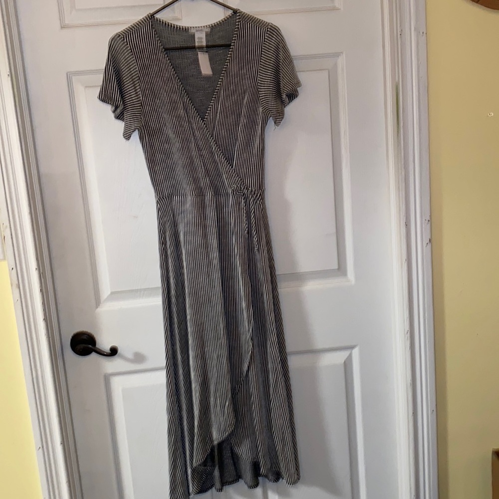 Black and white mid length dress